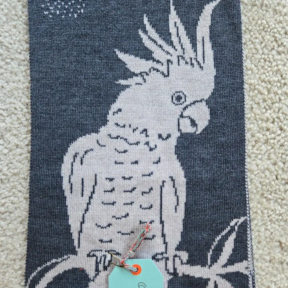 NWT Otto & Spike Merino Scarf Wool Knit Cockatoo Parrot Bird Charcoal GREY